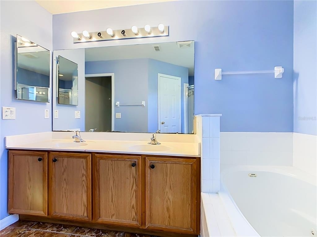 557 Nogales Court - Photo 17
