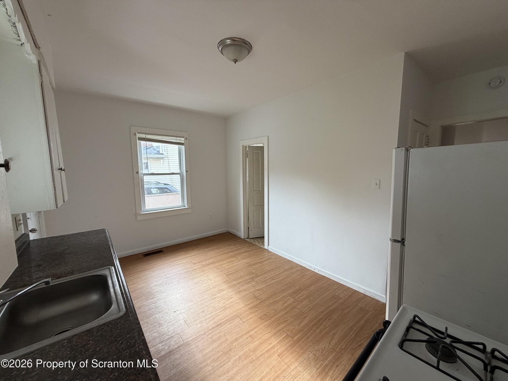 62 S Grant Street - Photo 7