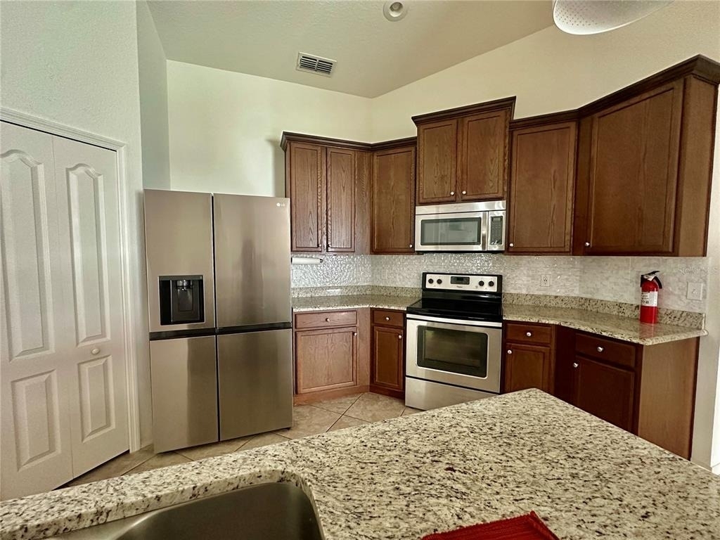 1144 High Seas Street - Photo 7