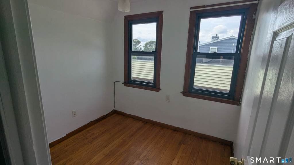 239 Forbes Avenue - Photo 7