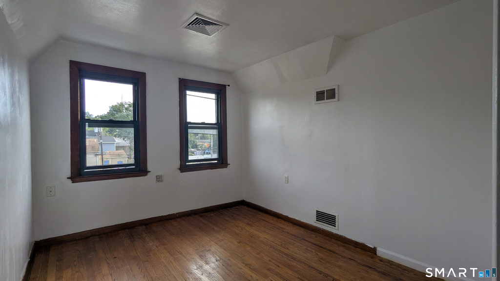 239 Forbes Avenue - Photo 9