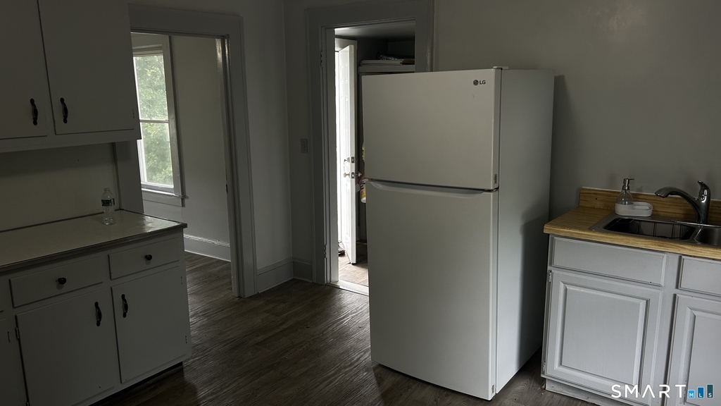 21 Avery Street - Photo 4