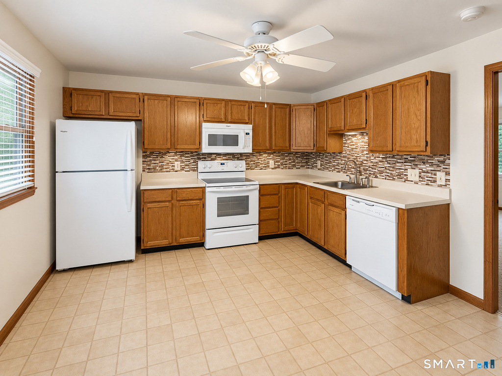 73 Roberts Street - Photo 2