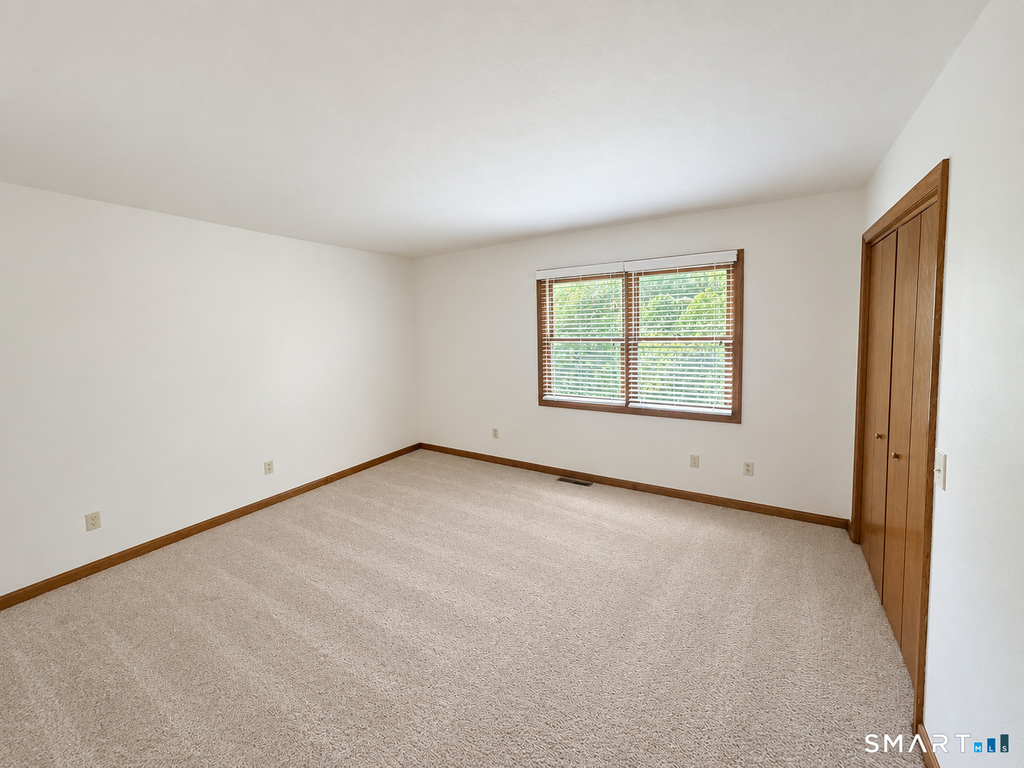 73 Roberts Street - Photo 4