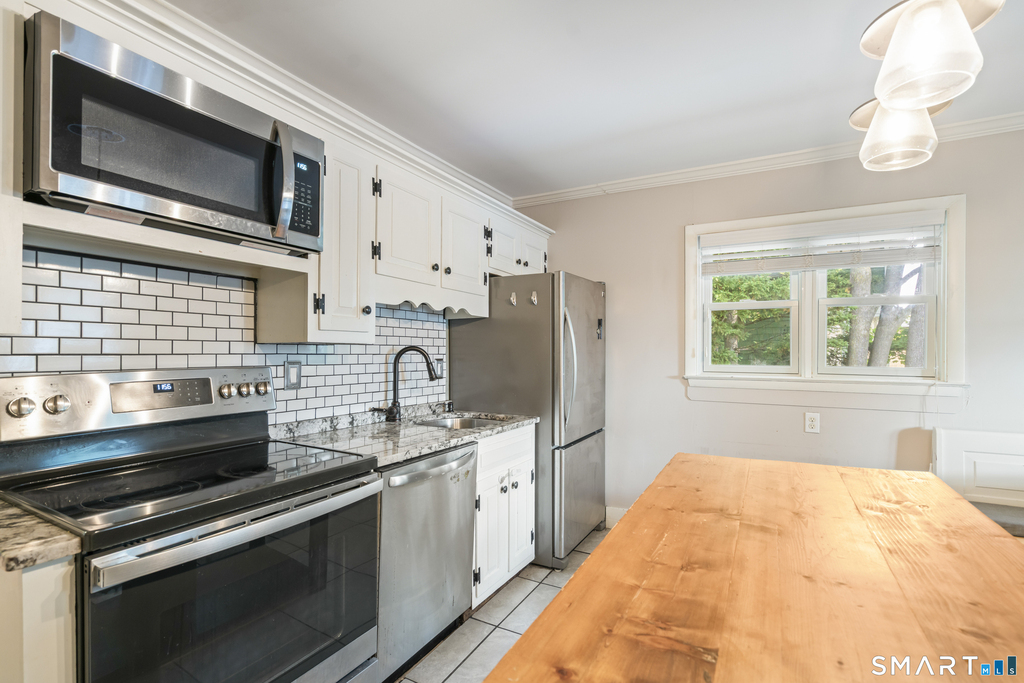 377 Park Road - Photo 4