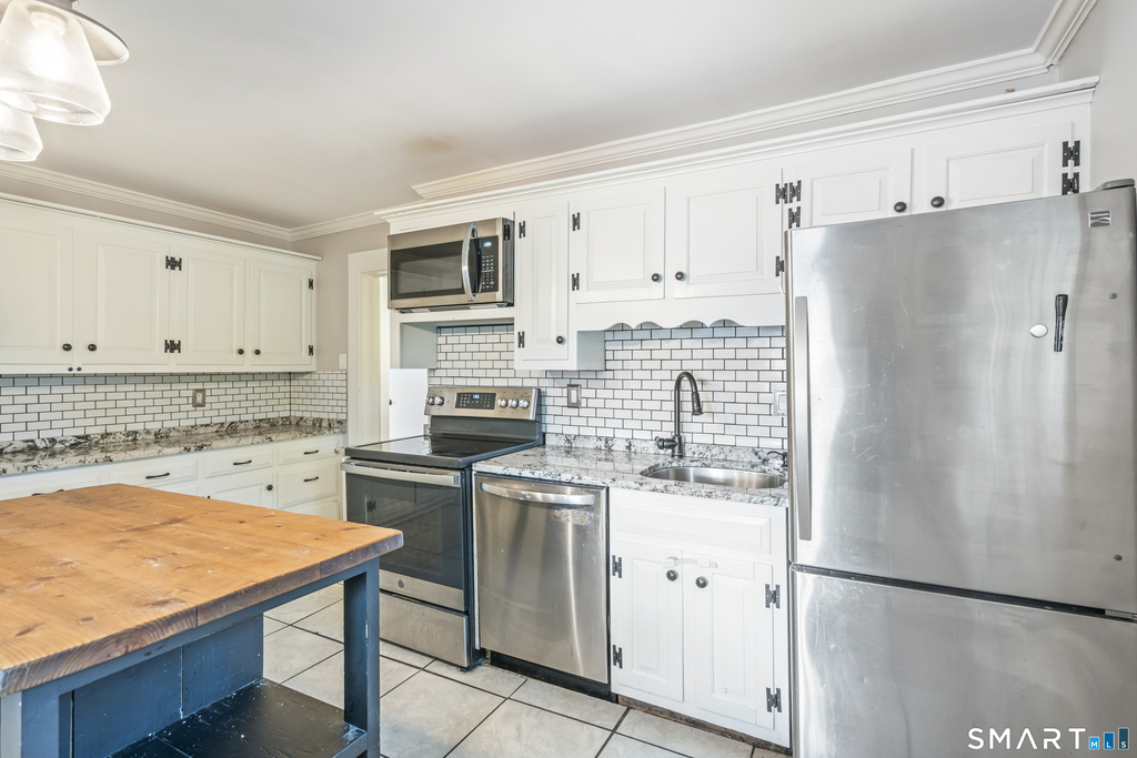 377 Park Road - Photo 5