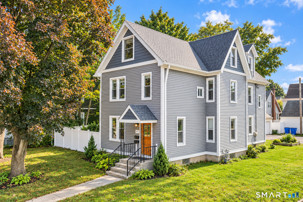 377 Park Road - Photo 0