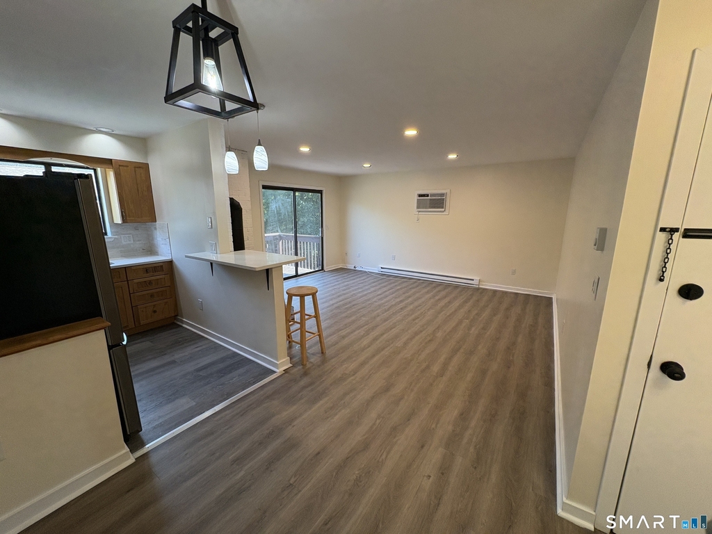 28-32 Starr Avenue - Photo 0