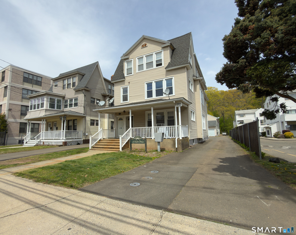 1003 Whalley Avenue - Photo 0
