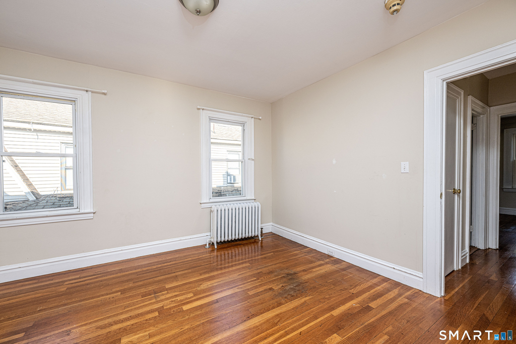 1003 Whalley Avenue - Photo 8