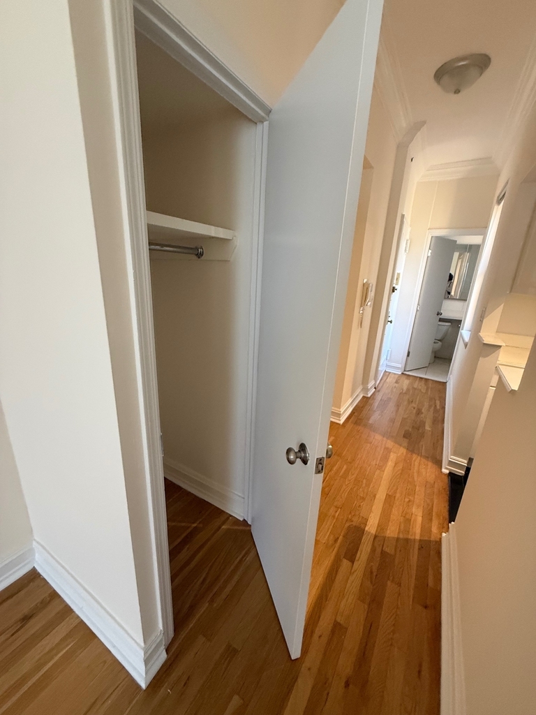 148 West 68th Street - Photo 2