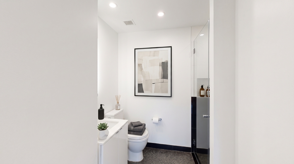 666 West End Avenue - Photo 8