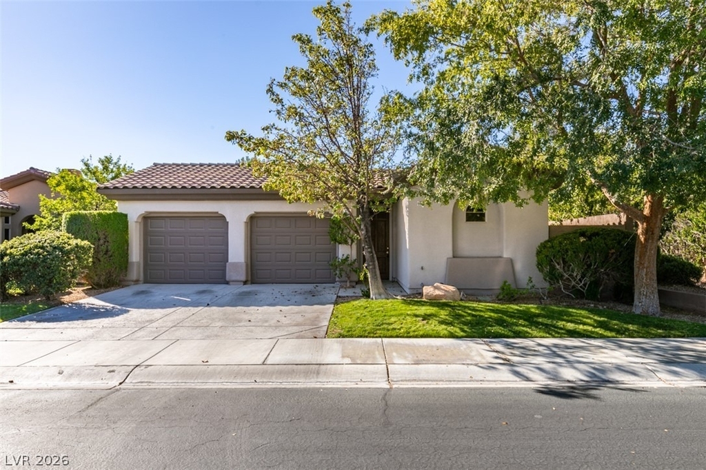 101 Emerald Dunes Circle - Photo 0