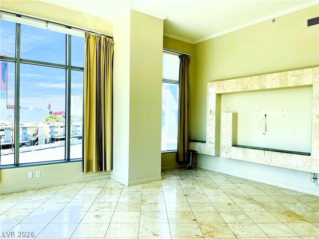 360 E Desert Inn Road - Photo 3