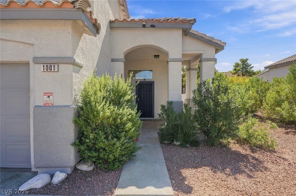 1001 Misty Rose Avenue - Photo 2