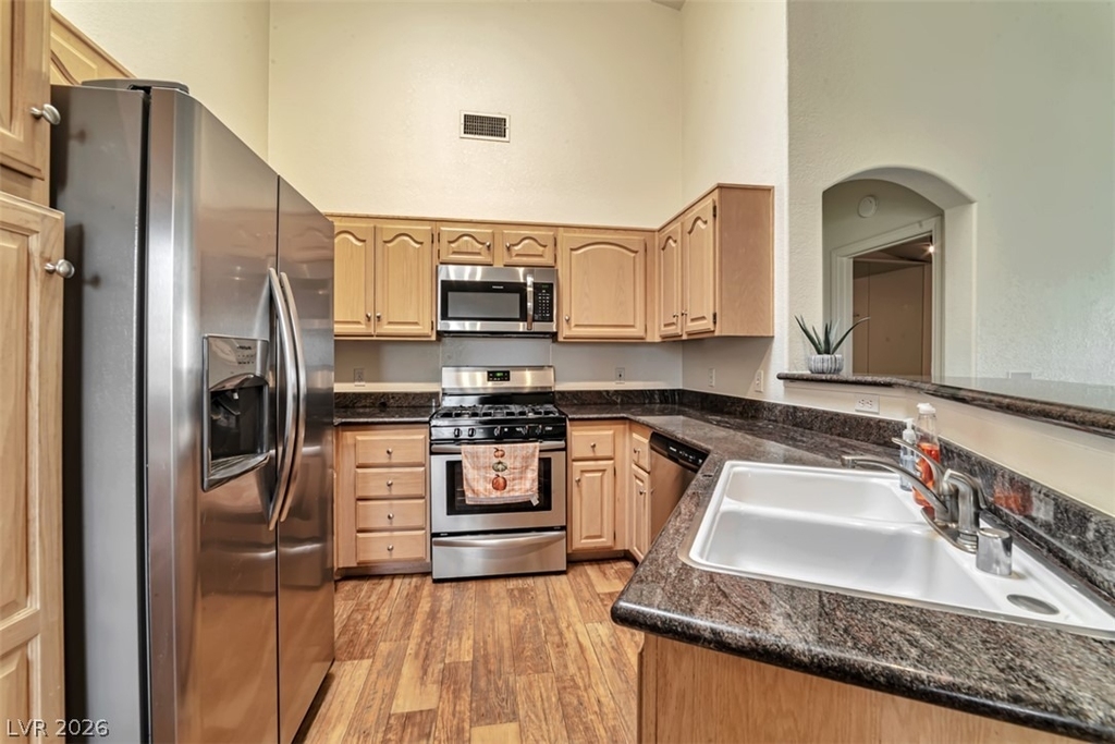 3320 S Fort Apache Road - Photo 2