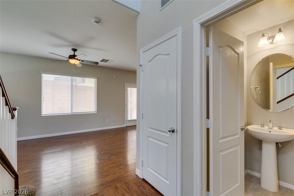 9341 Colorful Rainbow Avenue - Photo 2