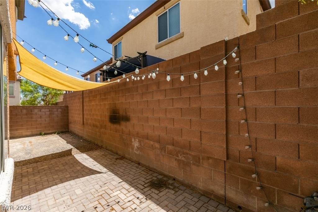 9341 Colorful Rainbow Avenue - Photo 40