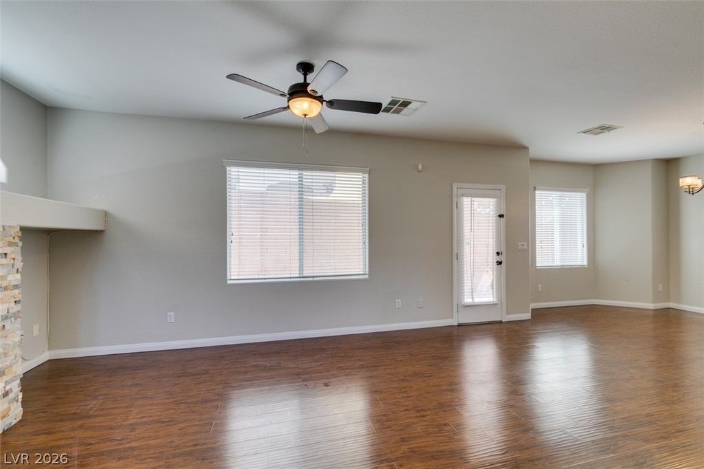 9341 Colorful Rainbow Avenue - Photo 4
