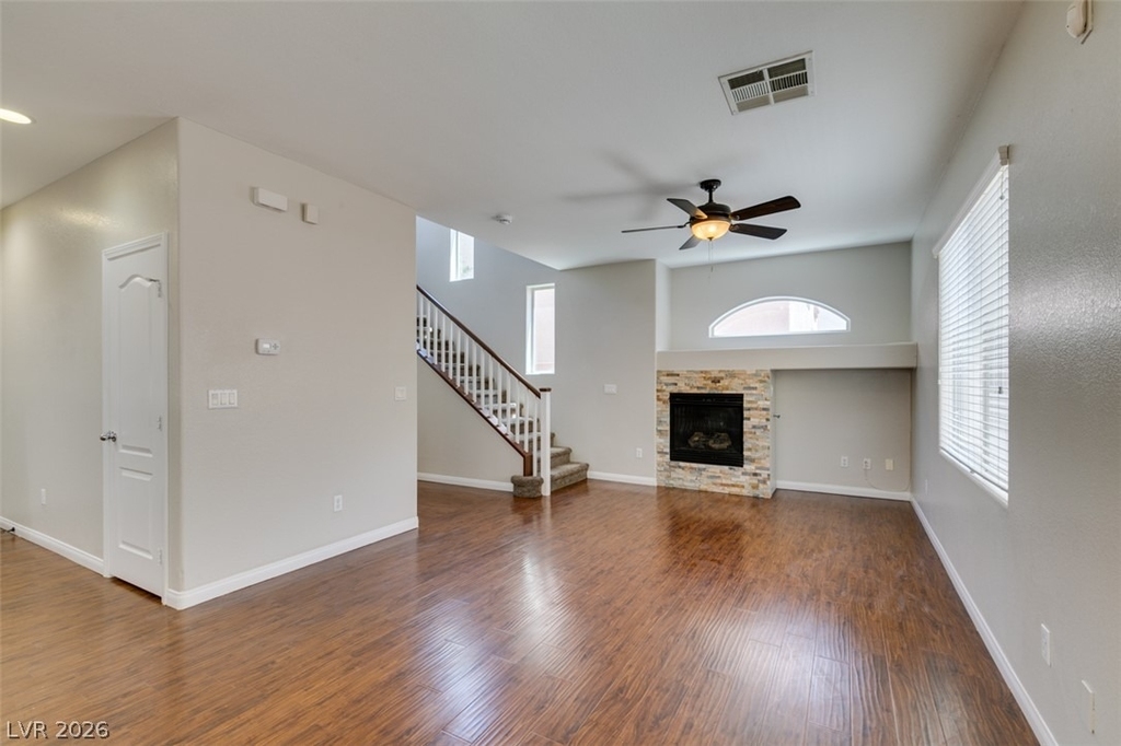 9341 Colorful Rainbow Avenue - Photo 8