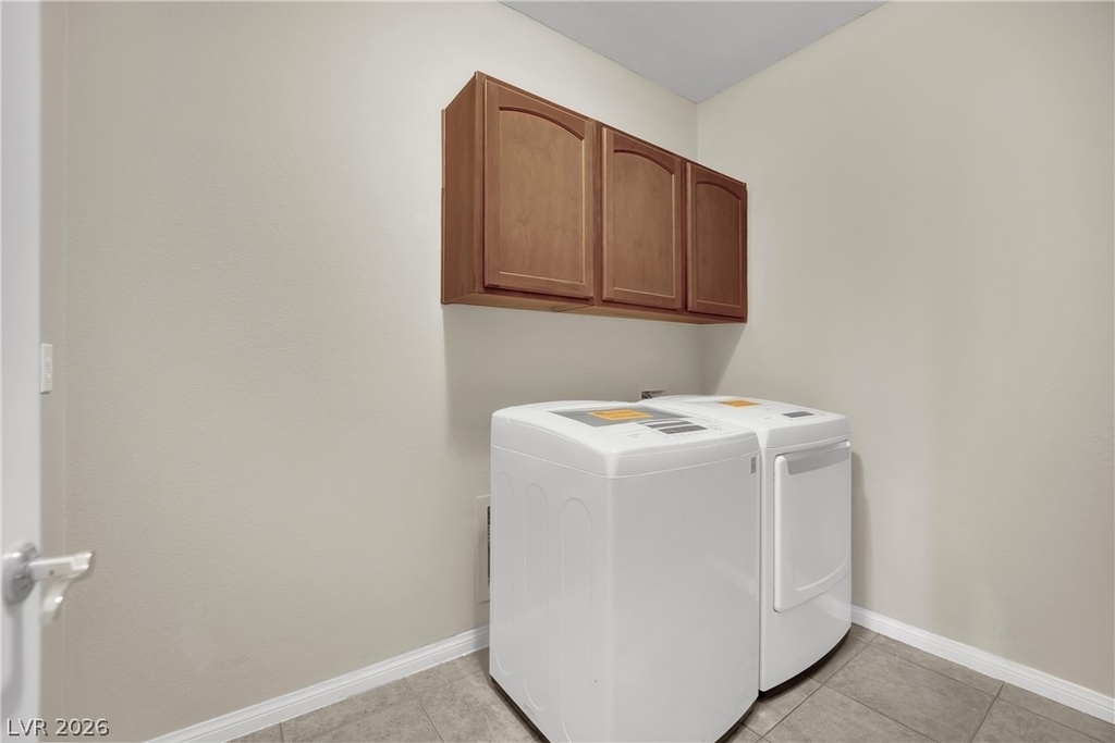 11631 Suburban Road - Photo 15