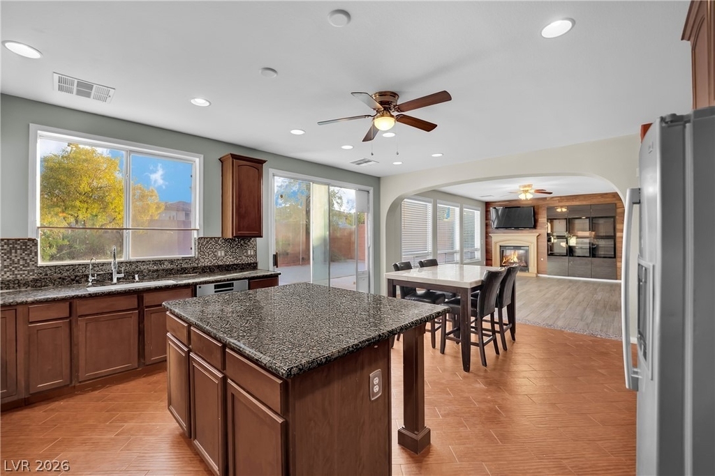 11631 Suburban Road - Photo 21