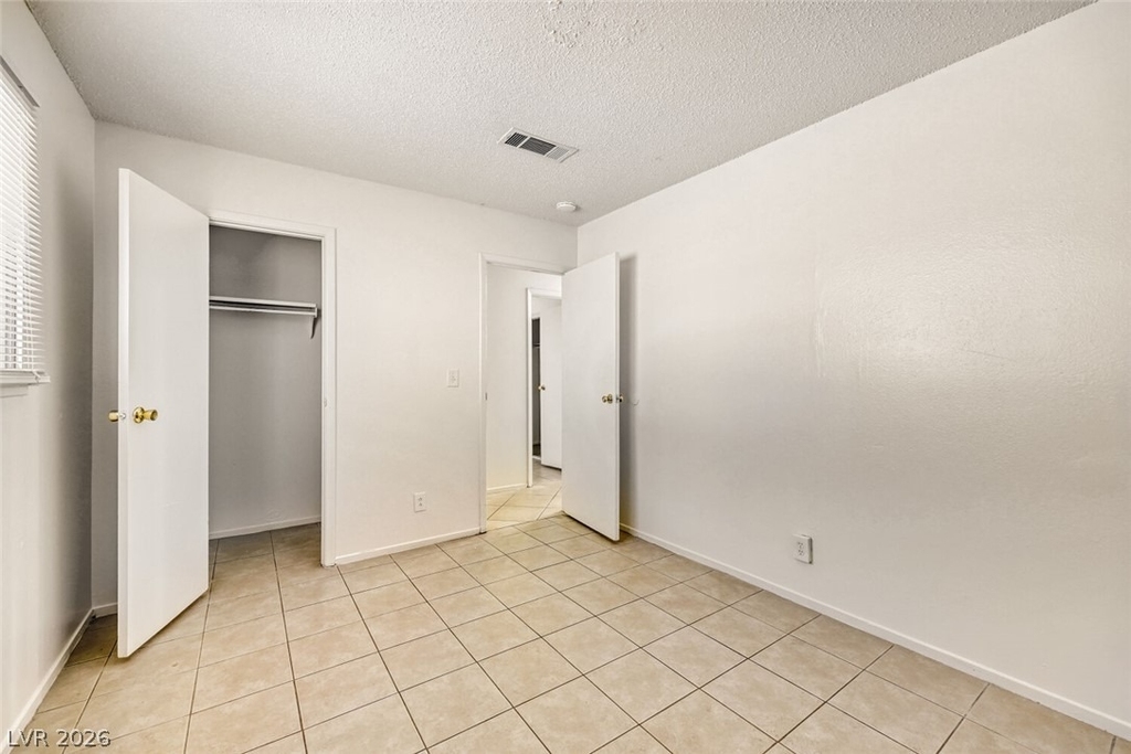 1272 Lawry Avenue - Photo 6
