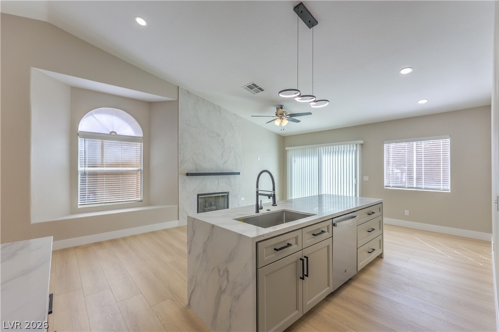 7633 Prairie Corners Drive - Photo 10