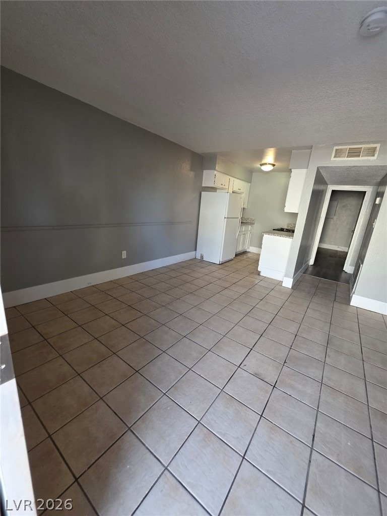 1075 E Desert Inn Road - Photo 1