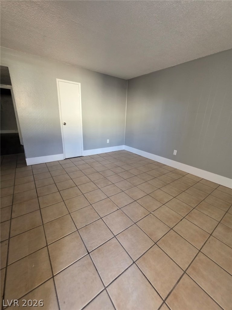 1075 E Desert Inn Road - Photo 4