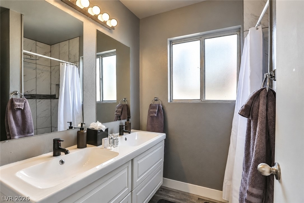 533 Sheffield Drive - Photo 10