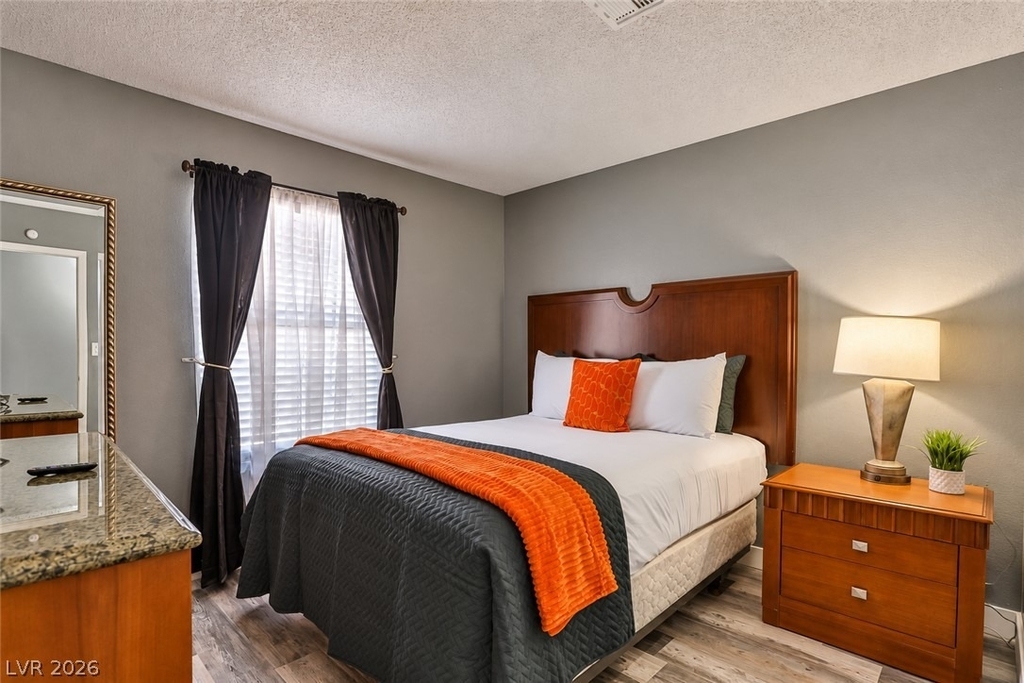 533 Sheffield Drive - Photo 8