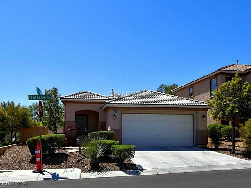 11185 Falesco Avenue - Photo 3