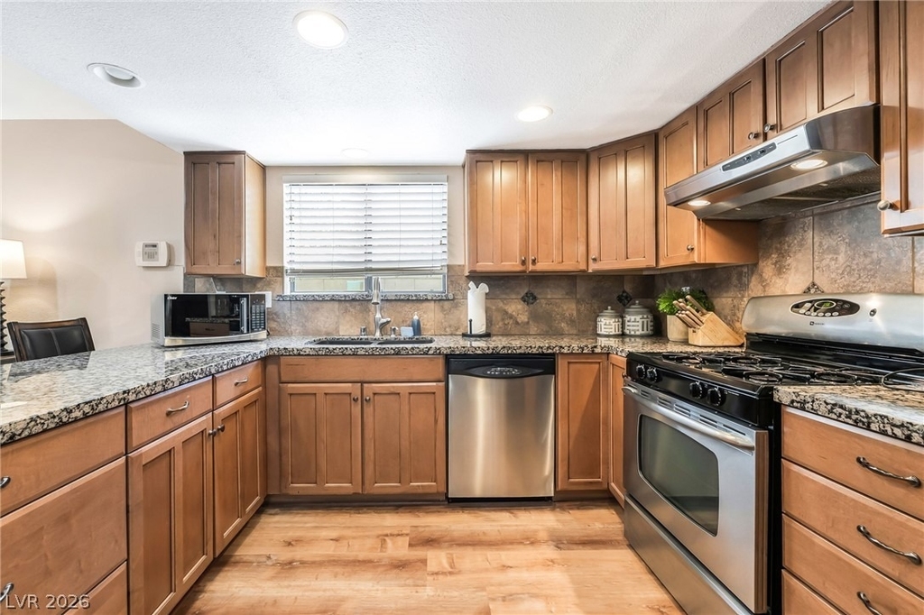 3942 Avocado Drive - Photo 6