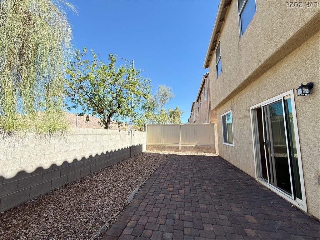 6546 Marco Vista Avenue - Photo 10