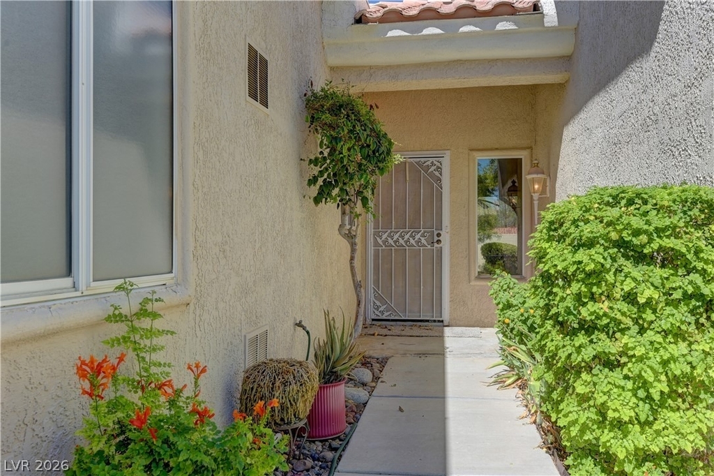 10028 Bundella Drive - Photo 1