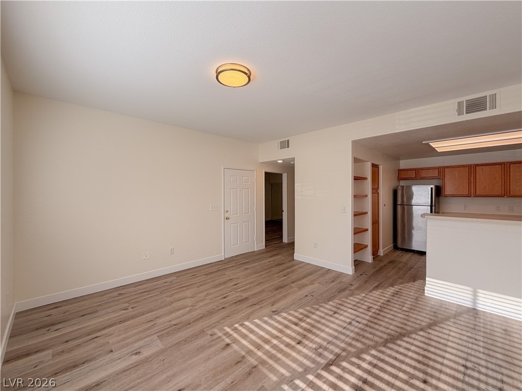 9580 W Reno Avenue - Photo 5