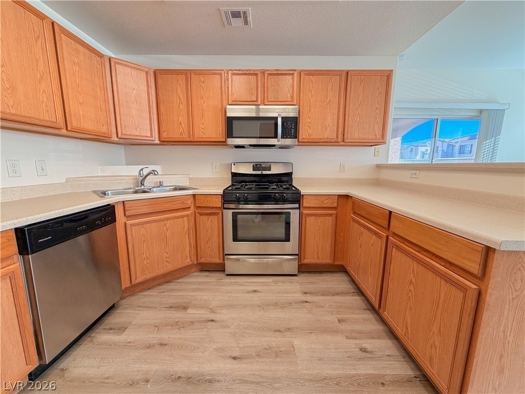 9580 W Reno Avenue - Photo 12