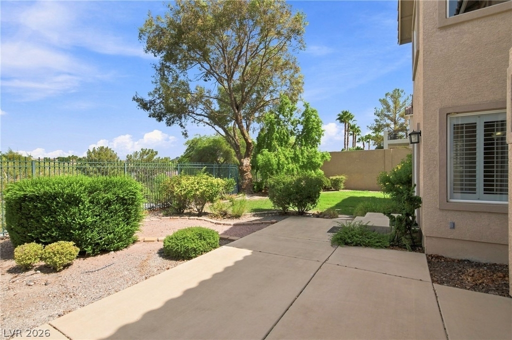 1464 European Drive - Photo 51