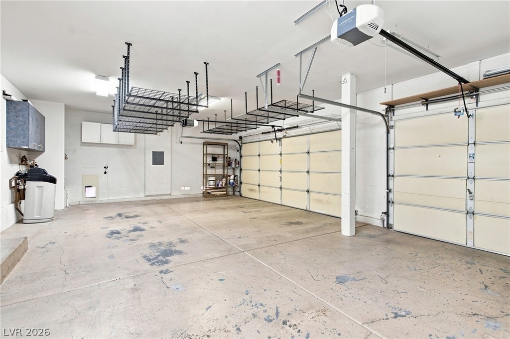 1464 European Drive - Photo 47