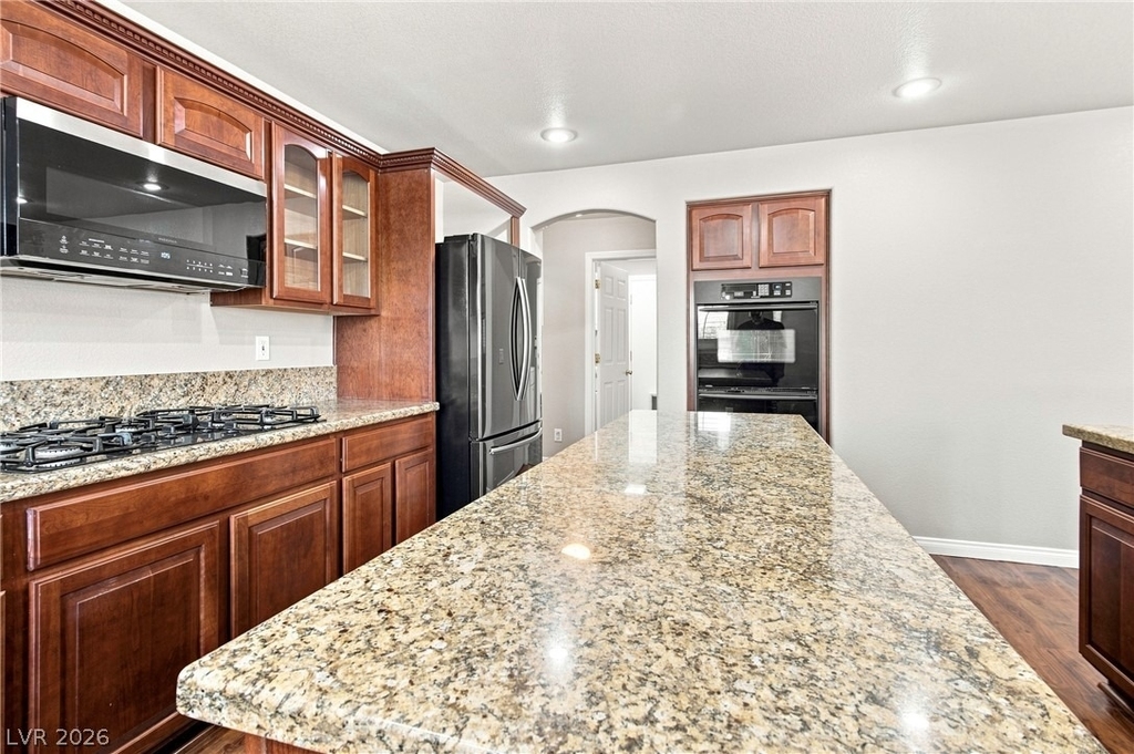 1464 European Drive - Photo 16
