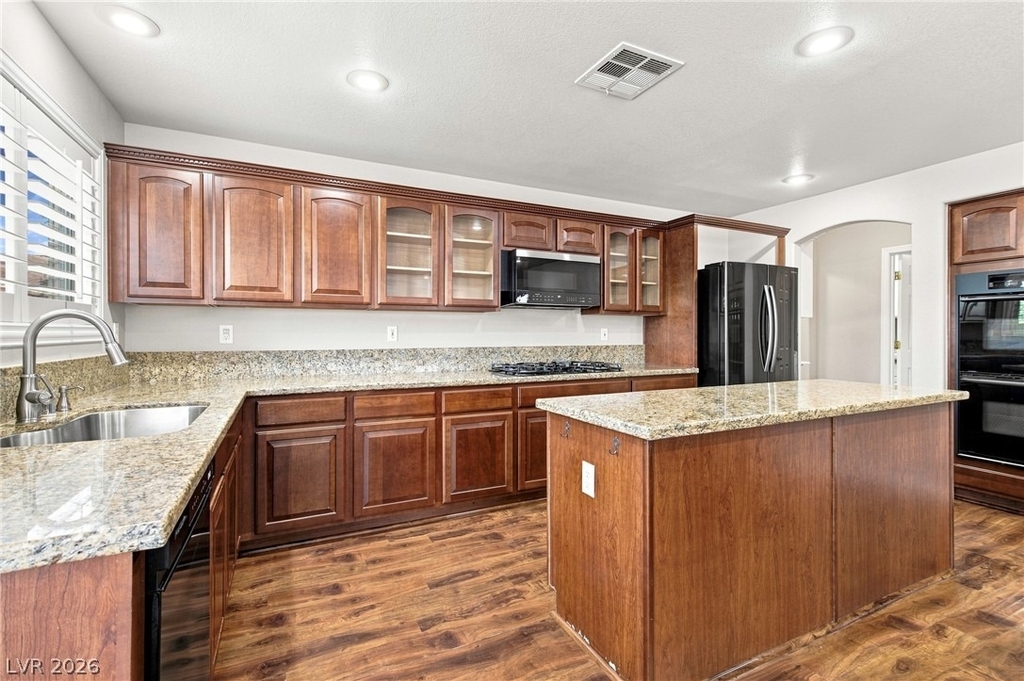 1464 European Drive - Photo 14