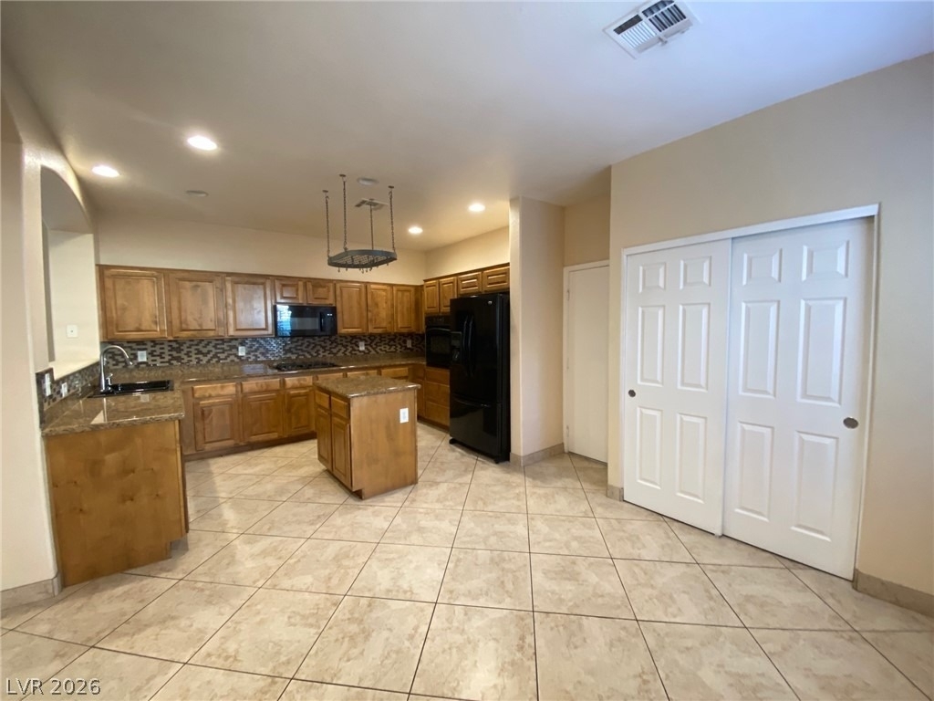 8683 Blakely Court - Photo 11