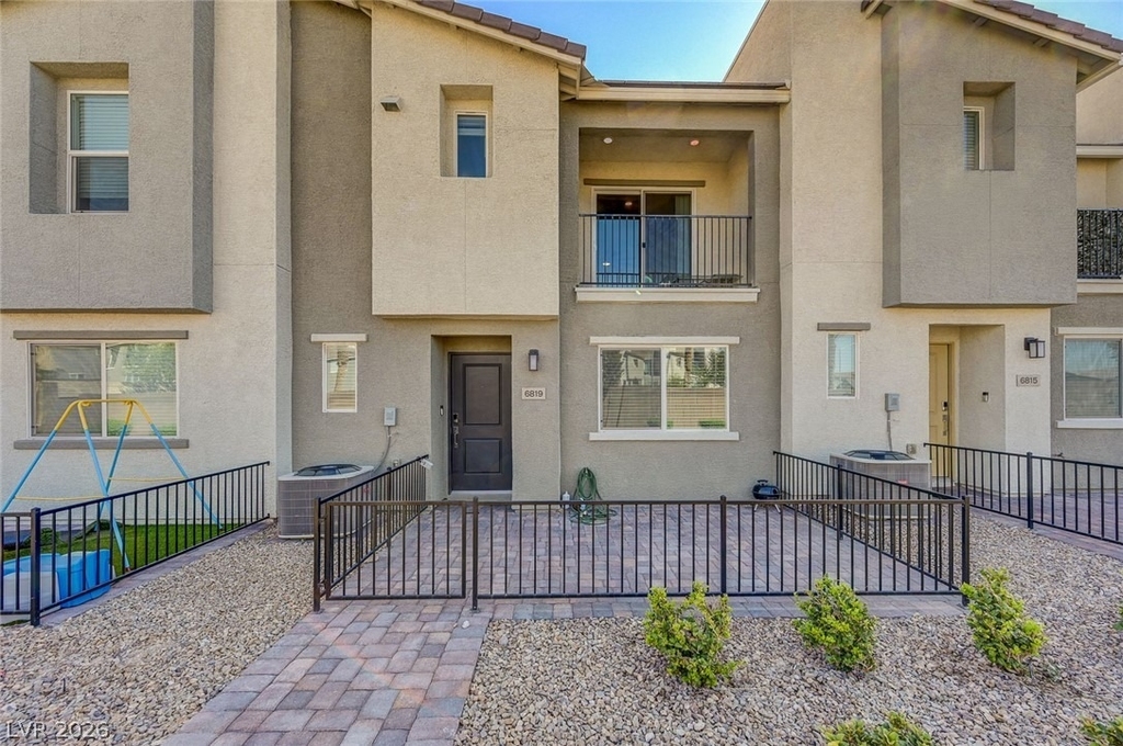 6819 Dark Gunmetal Court - Photo 0