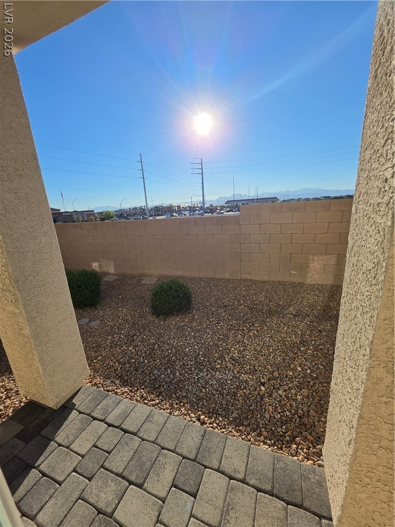 6037 Amaryllis Falls Street - Photo 16