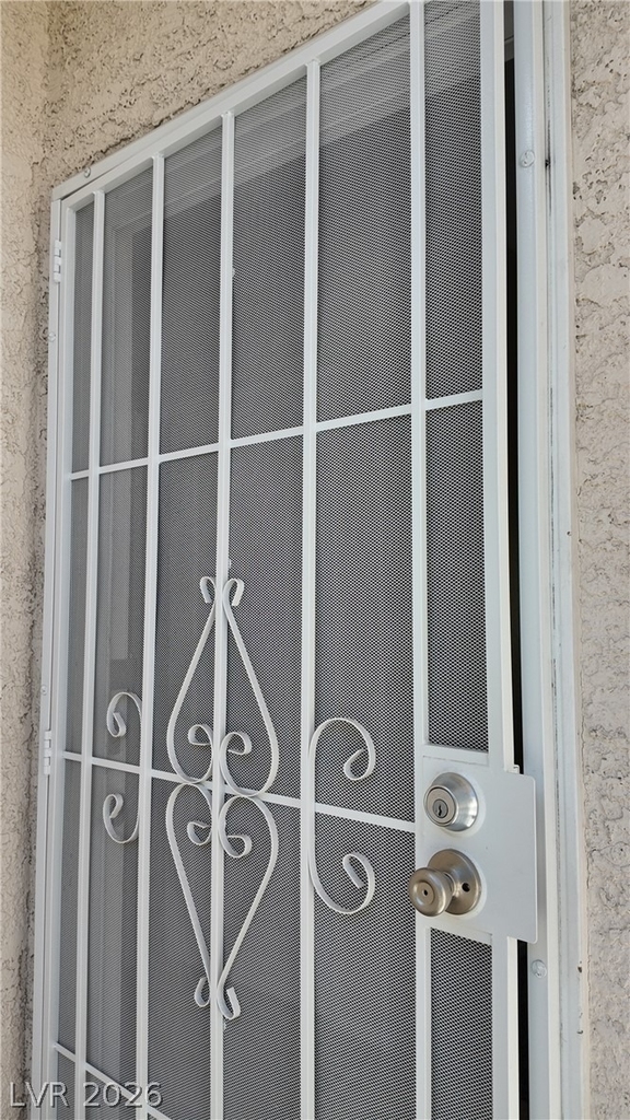 1900 N Torrey Pines Drive - Photo 23