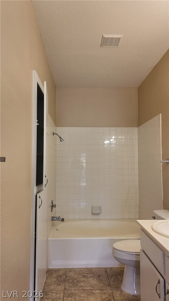 1900 N Torrey Pines Drive - Photo 2