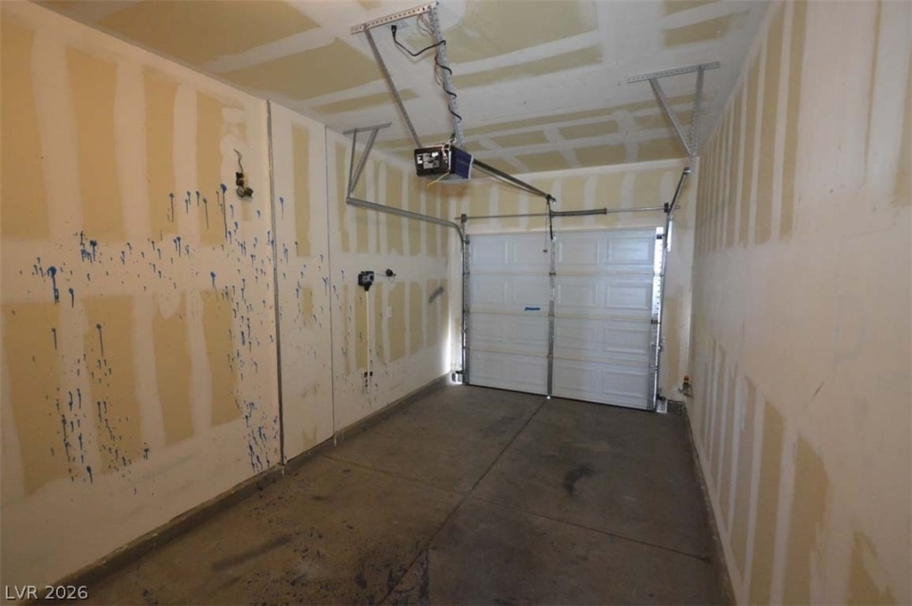 6670 Tulip Falls Drive - Photo 39