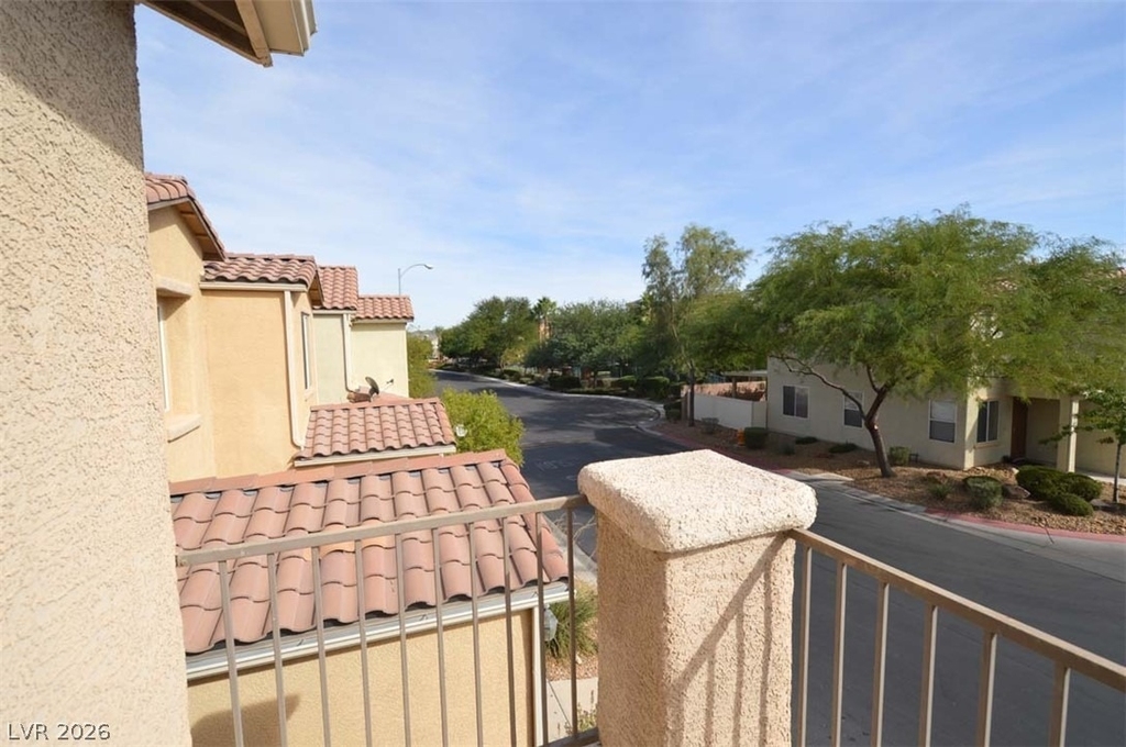 6670 Tulip Falls Drive - Photo 15