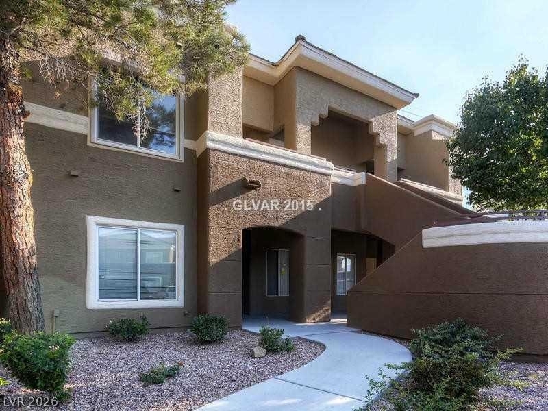 8070 W Russell Road - Photo 0